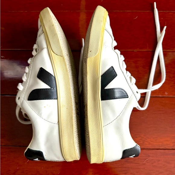 Veja Shoes - Veja leather shoes